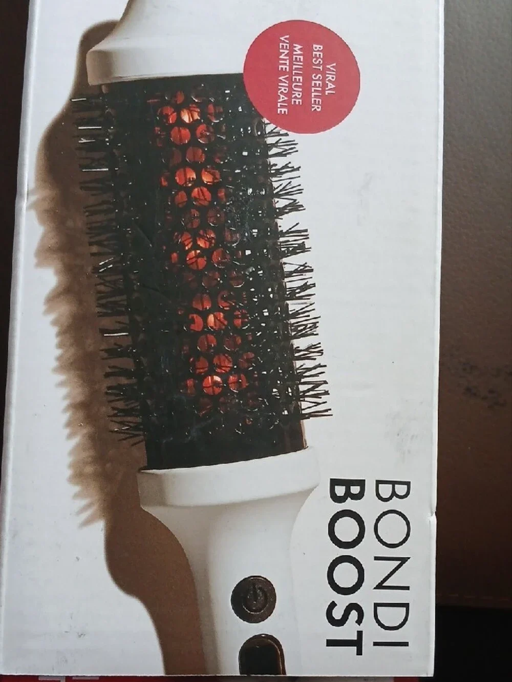 Infrared Thermal Hair Brush - White.      D
